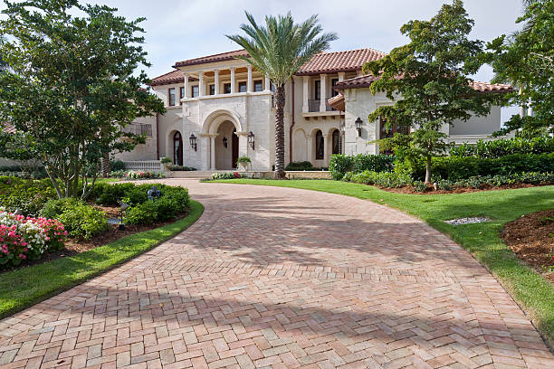 Best Driveway Pavers Contractor  in Independence, MN